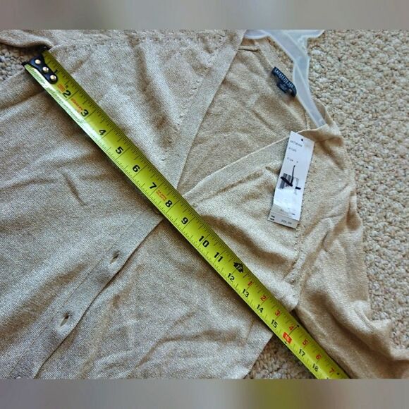 Lafayette 148 gold tone mother of pearl buttons cardigan size P - Picture 13 of 13